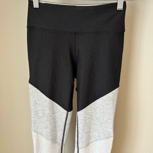 Outdoor Voices Tri-Color Leggings - Picture 3 of 6